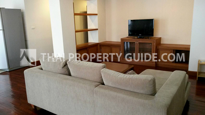 Apartment for rent in Ploenchit (near NIST International School)