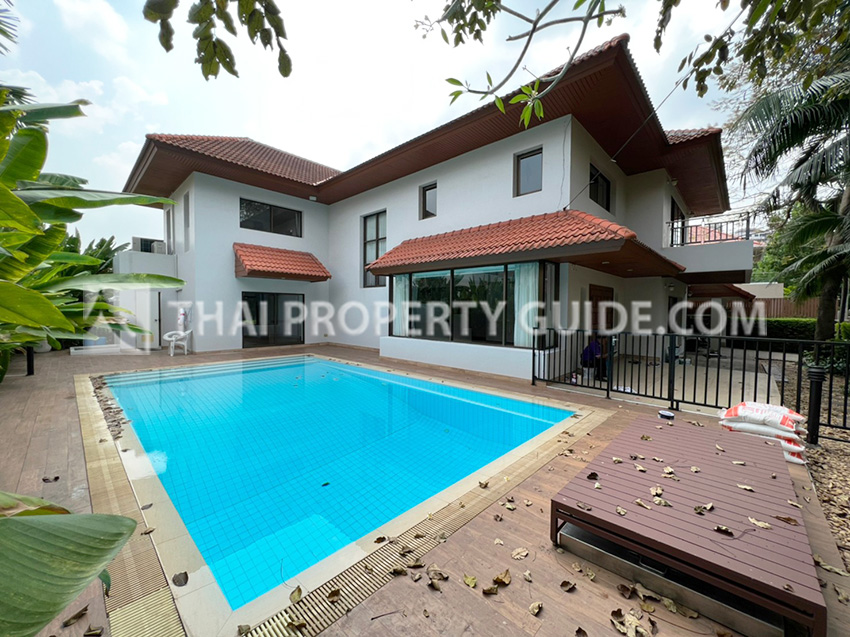House with Private Pool for sale in Nichada Thani