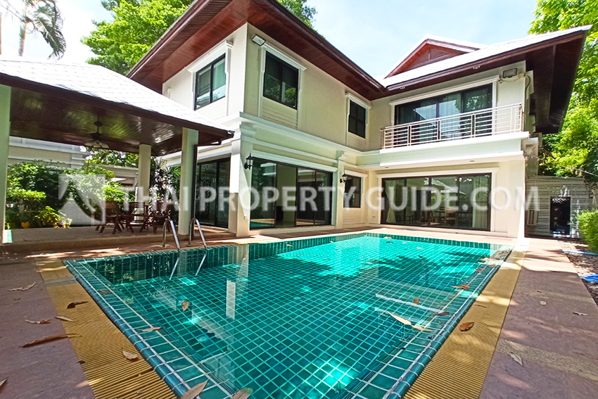 House with Private Pool for rent in Sathorn
