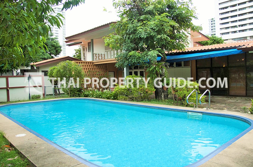 House with Private Pool in Sukhumvit