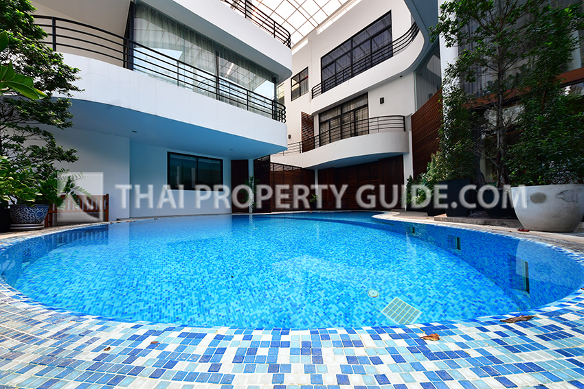 House with Shared Pool in Sukhumvit 