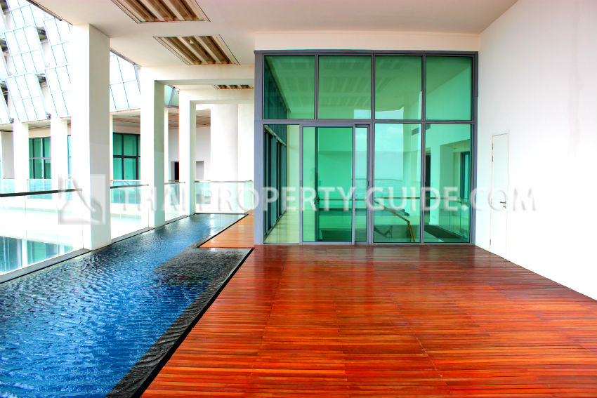Penthouse for rent in Rama 3