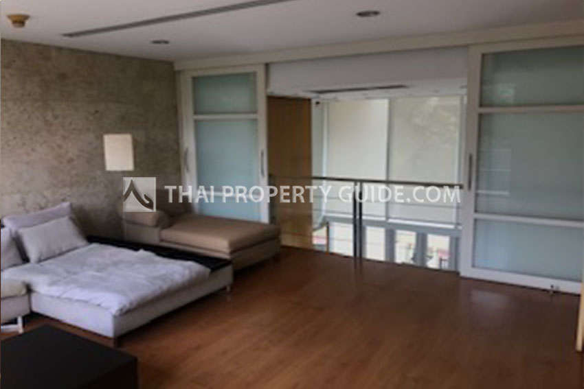 Townhouse in Sathorn 
