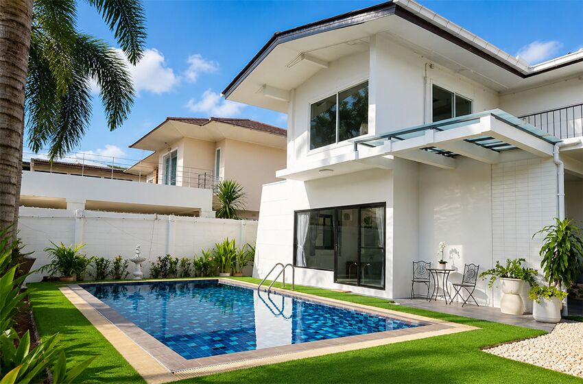 House with Private Pool