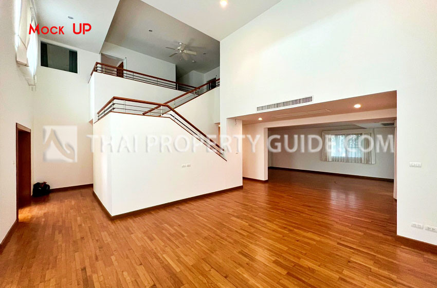 House with Shared Pool