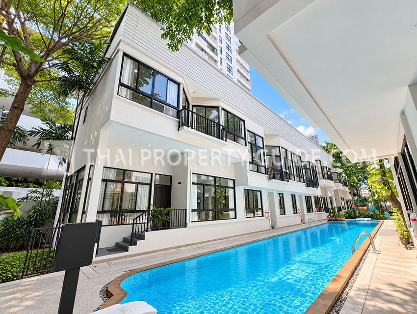 House with Shared Pool