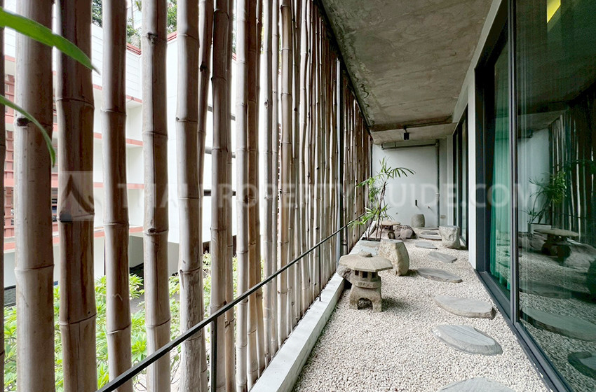 img-4
